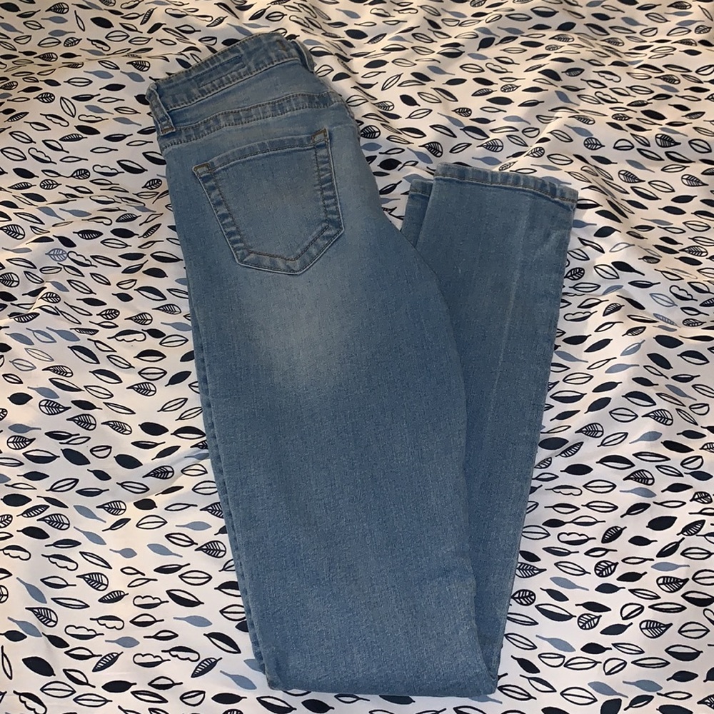 Mid Rise Skinny Jeans - Picture 3 of 3
